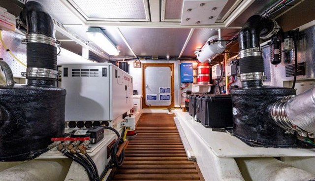 Homes yacht for sale 57