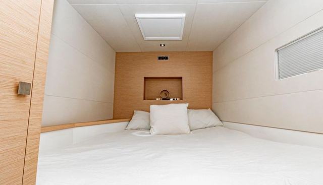 Libert'e yacht for sale 35