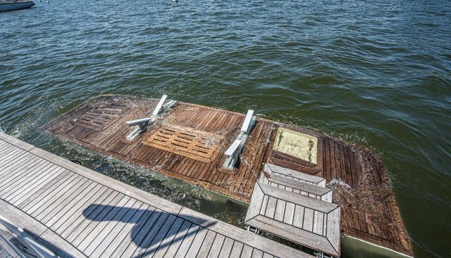 Bob 'N Around yacht for sale 17