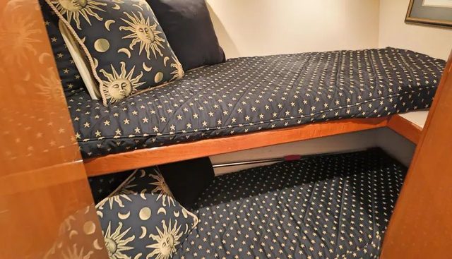 Thrill a Minute III yacht for sale 64