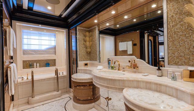 I DYNASTY yacht for sale 12