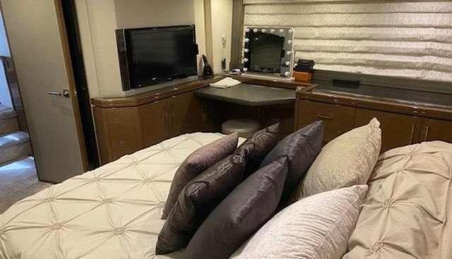 7th Heaven yacht for sale 33