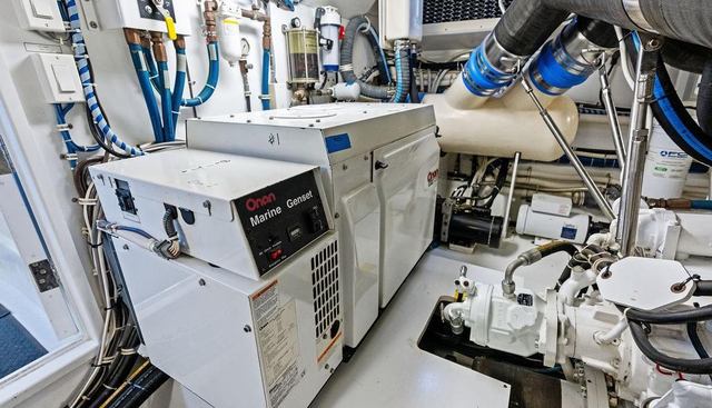 SATELLITE OFFICE yacht for sale 35