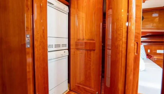 Sapphire II yacht for sale 17