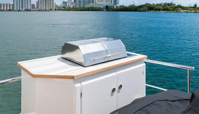 Deep Blue yacht for sale 22