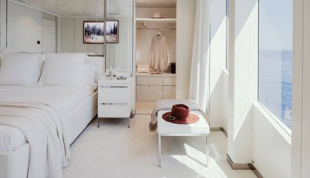 IDOL yacht for sale 30