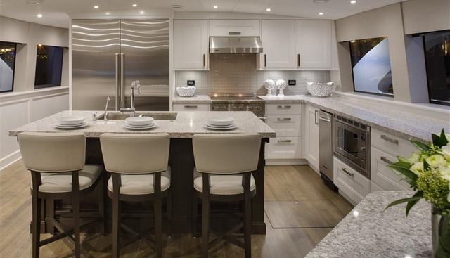 ENCORE yacht for sale 9