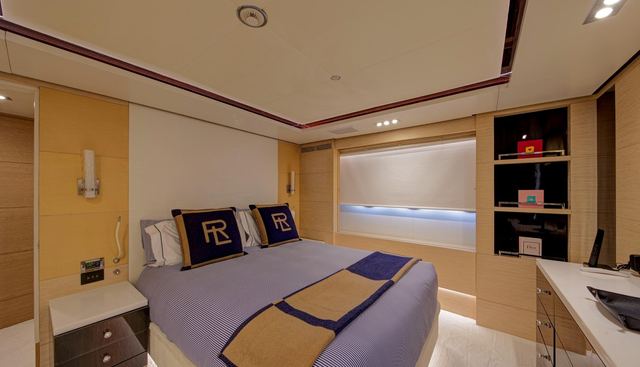 SUR LA MER yacht for sale 18
