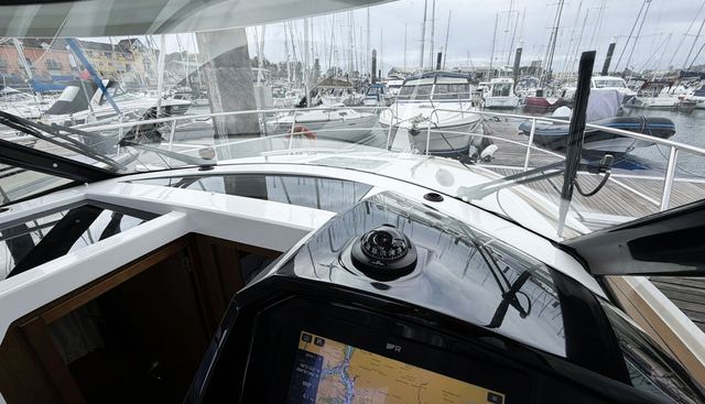 noname yacht for sale 4