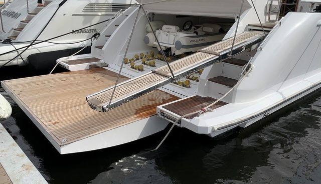 FANTASTIC yacht for sale 40