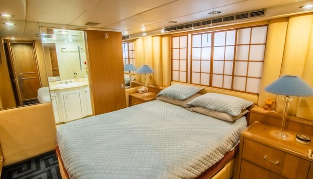 LADY AUDREY yacht for sale 43