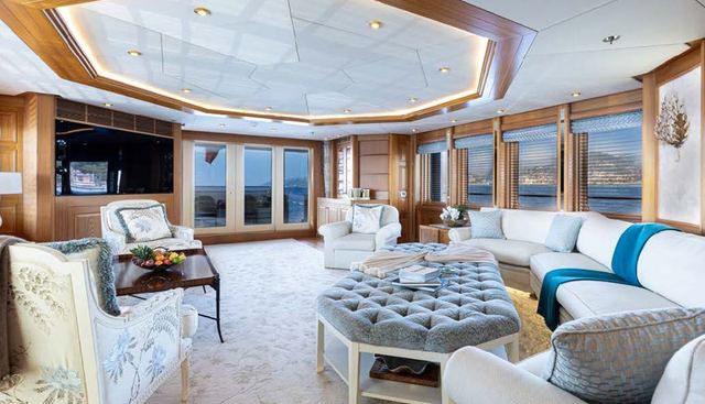 VIBRANCE yacht for sale 7