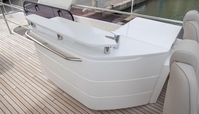 Pieces of Eight yacht for sale 32