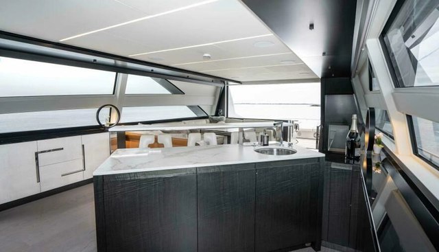 STALLION yacht for sale 37