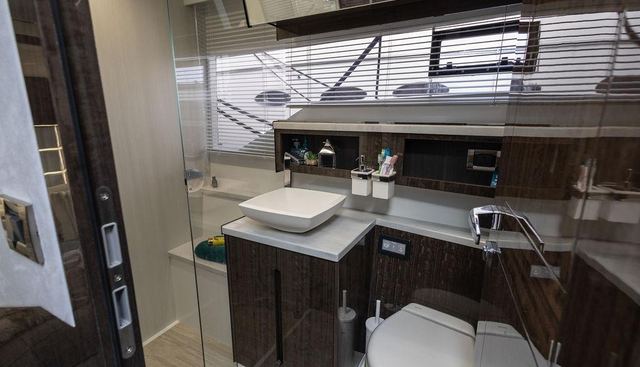 Galeon 510 SKY yacht for sale 48