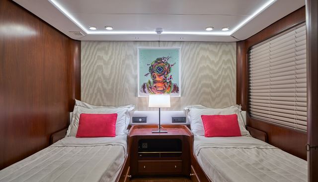 EL CARAN yacht for sale 29