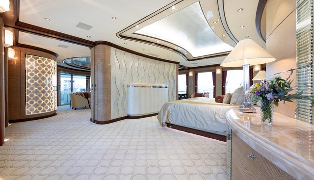 QUEEN MAVIA yacht for sale 13