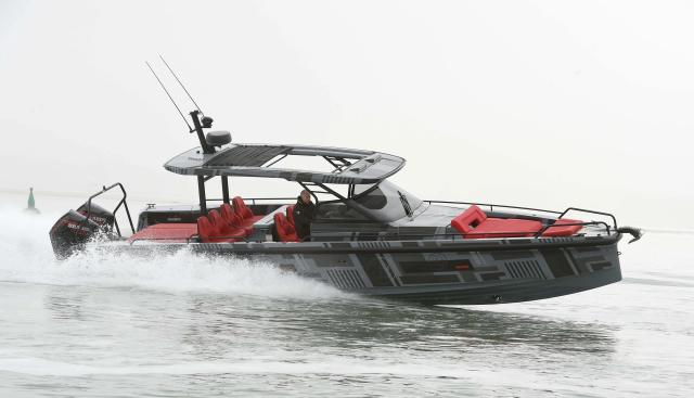 Brabus Shadow 900 Sun Top yacht for sale 17