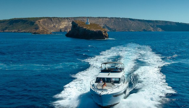 Seven yacht for sale 5