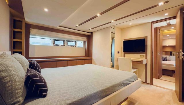 FEU D'OR yacht for sale 35