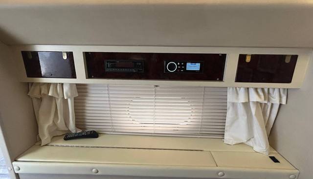 noname yacht for sale 32