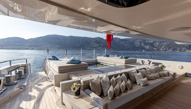 Lemon Tree yacht for sale 28