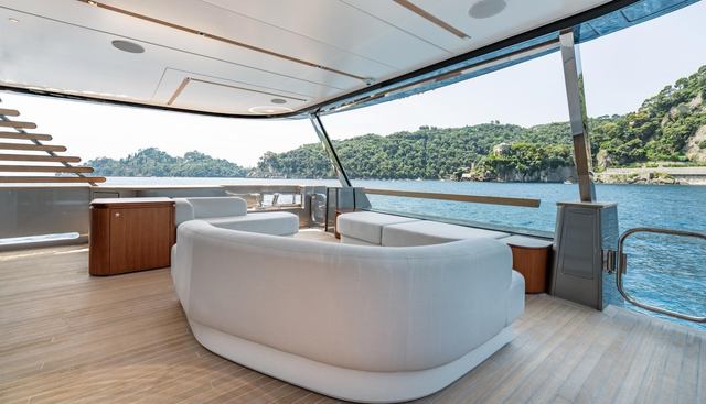ARIA yacht for sale 32