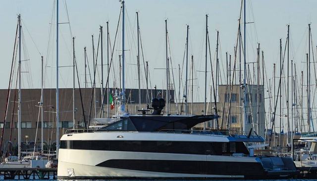 Carat yacht for sale 29