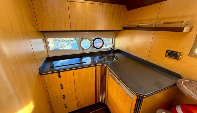 ANANDA yacht for sale 18