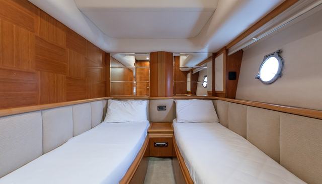 SENIOR S yacht for sale 33