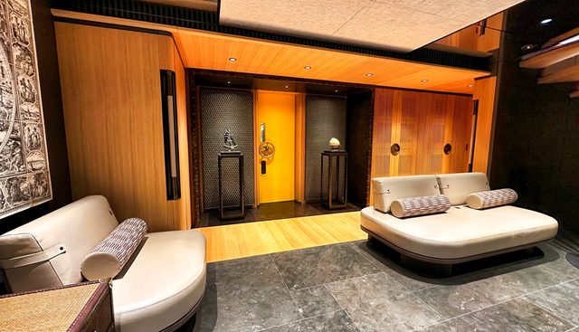 Akula yacht for sale 12