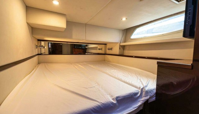KA-BAR yacht for sale 44