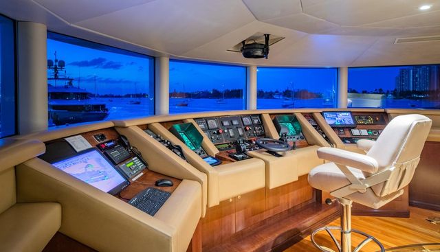 STARSHIP yacht for sale 29