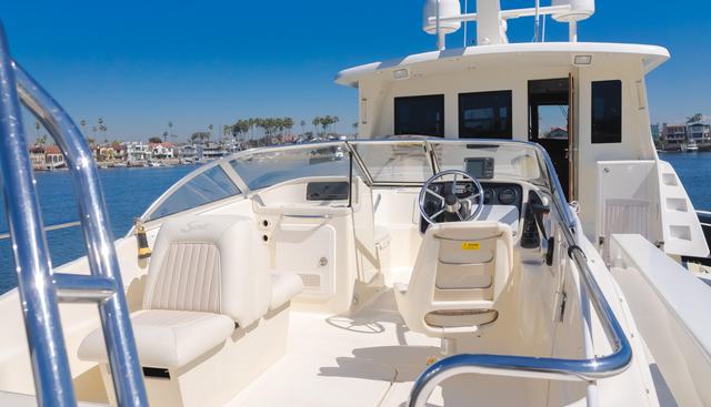 AL DI LA yacht for sale 17