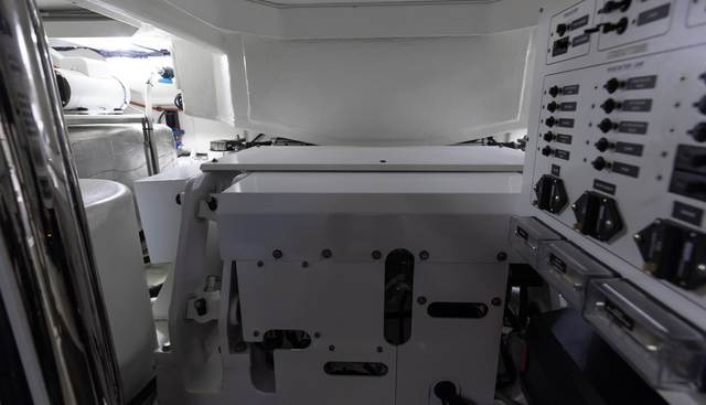 HERMOSA yacht for sale 33