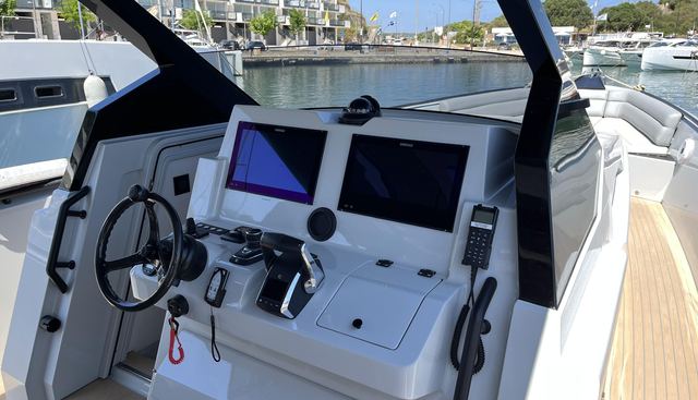 AYS2443 yacht for sale 24