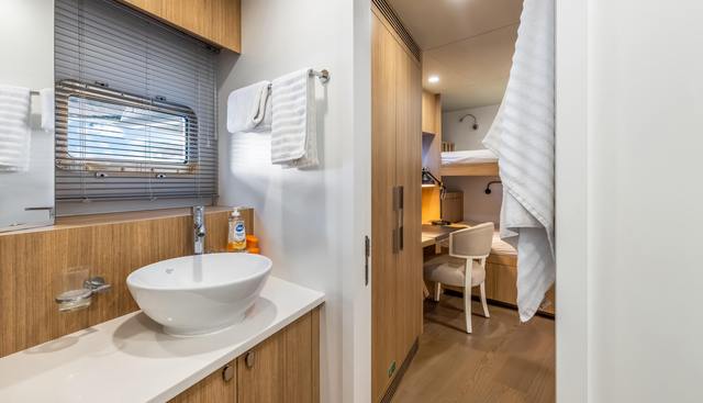 EVELYN P yacht for sale 60