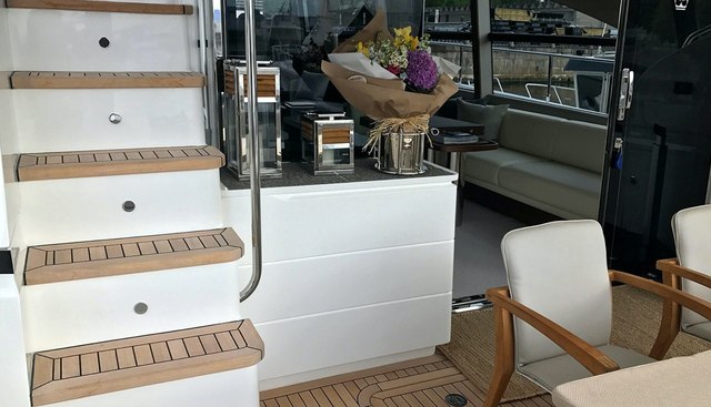 Princess 68 yacht for sale 9