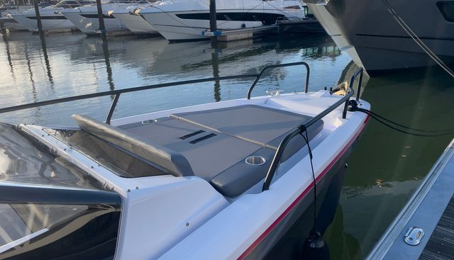 MOZZ yacht for sale 19