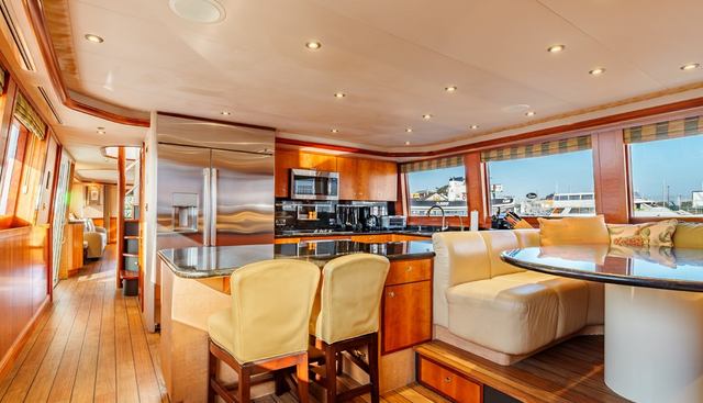 Snowbored yacht for sale 14
