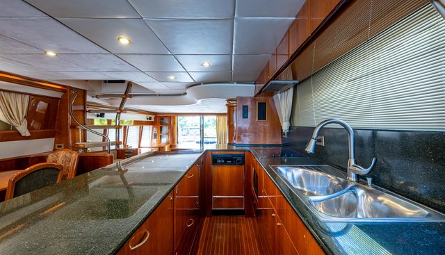 OCTOBER PRINCESS yacht for sale 22