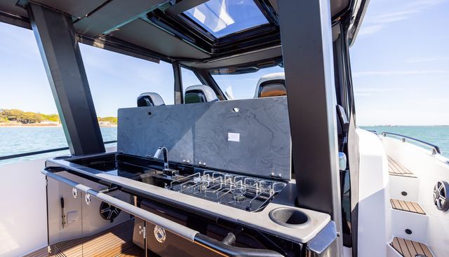 noname yacht for sale 13
