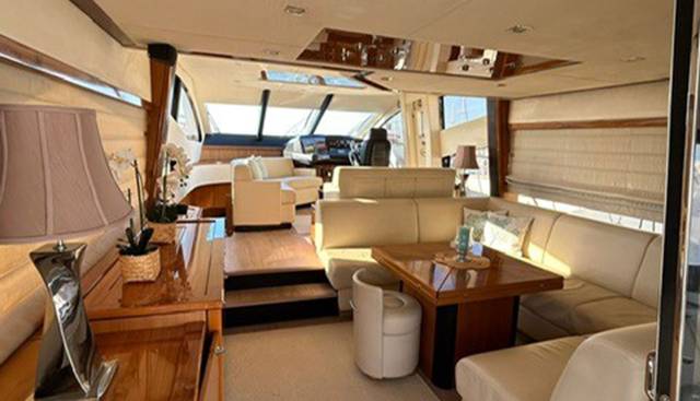 CHAMPAGNE yacht for sale 7
