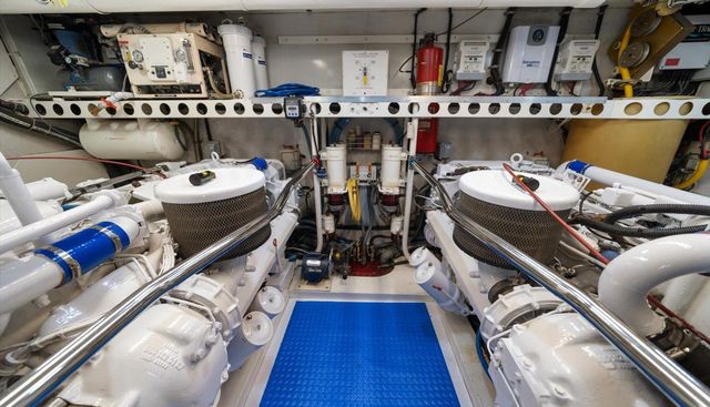 Octopi yacht for sale 19