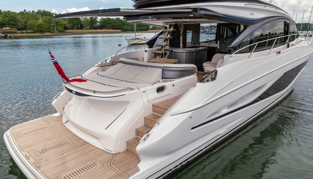 S65532 yacht for sale 12