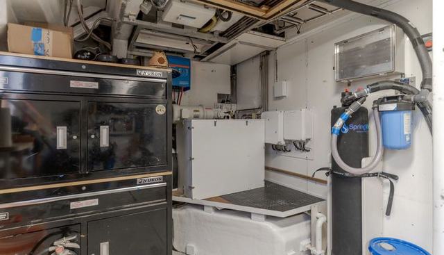 Active Octo yacht for sale 60