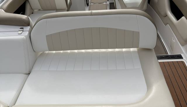 Off Piste 2 yacht for sale 10