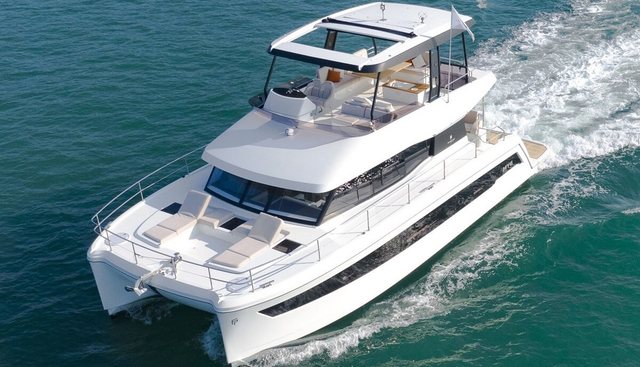 FOUNTAINE PAJOT MY6 yacht for sale 2