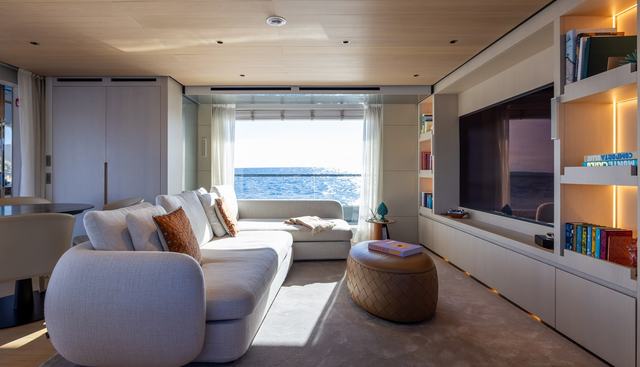 Stellamar yacht for sale 37