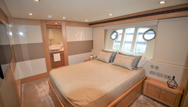 Slainte III yacht for sale 14